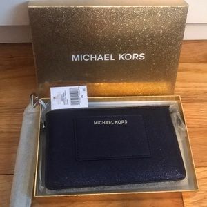 NEW with tags* Michael Kors wristlet